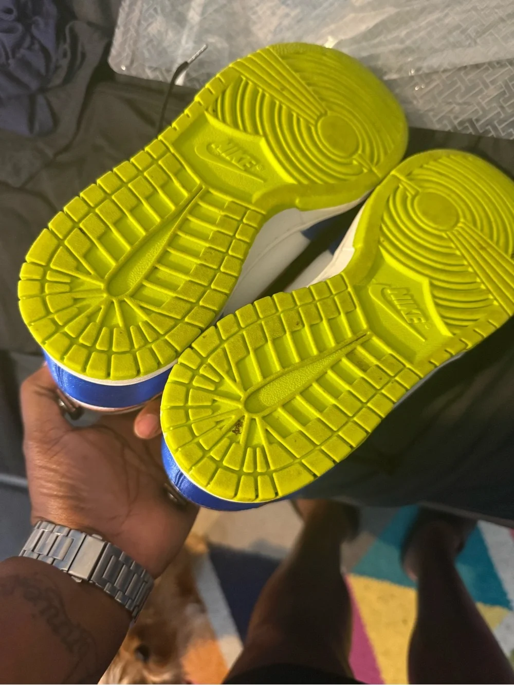 High dunk blue stain size 10 women Top Sneakers with Neon Sole